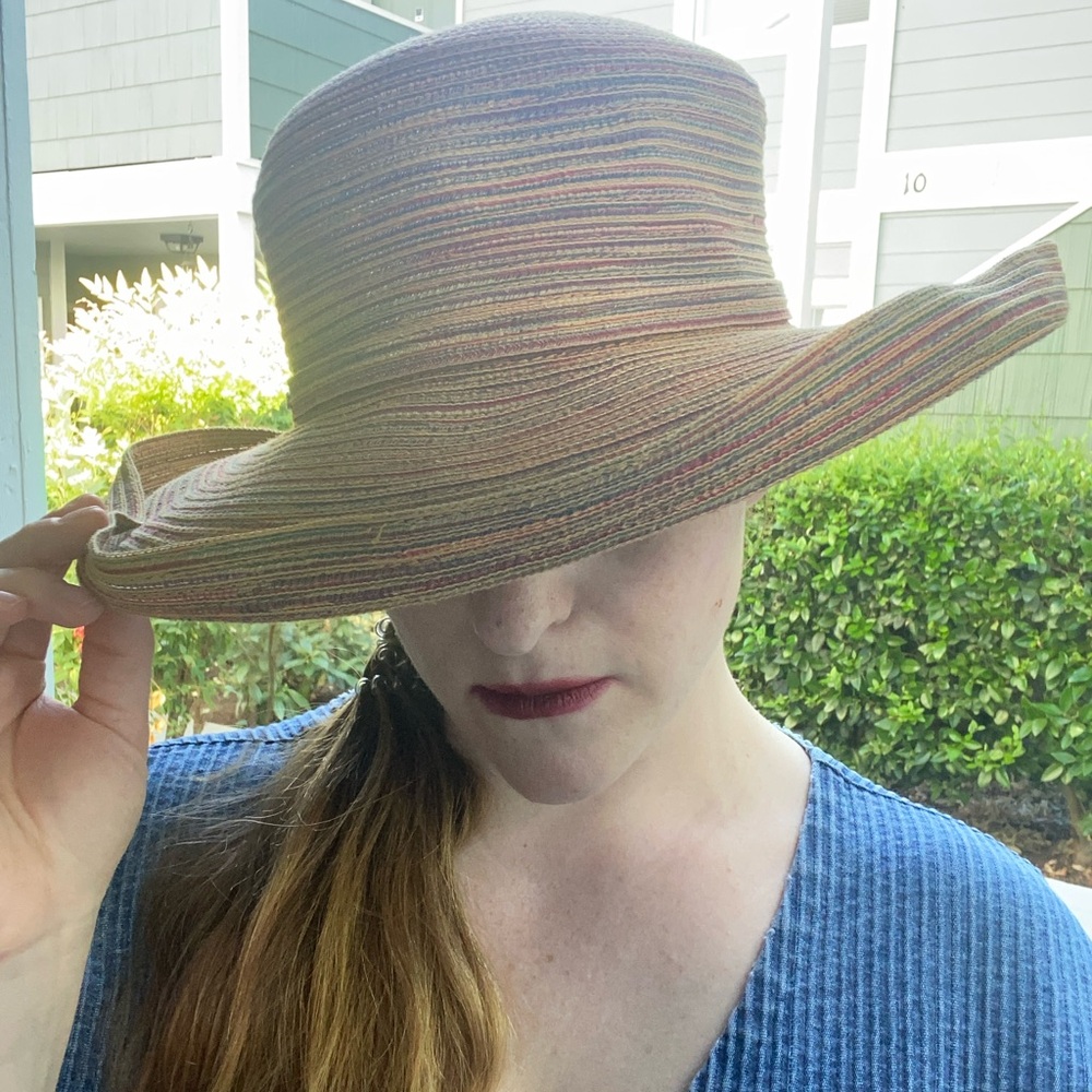 Pre-Loved Scala Women's Multicolor Striped Hat